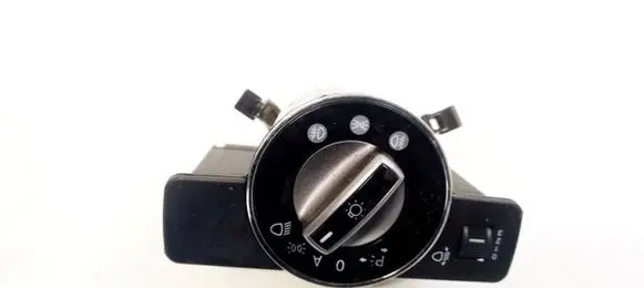 Mercedes-Benz C AMG W204 Light switch A2045451804 090330