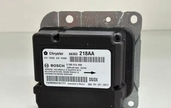Dodge RAM 1500 DS Airbag control unit/module 68303218AA 0285013489
