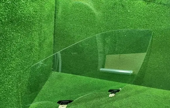 Peugeot 3008 II Front door window glass four-door 43R010437 DOT24M261AS2