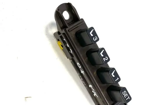 Lexus GS 300 350 430 450H Seat control switch 15A911 15A912