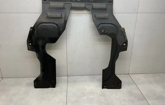 Opel Mokka X Engine splash shield/under tray 95396190