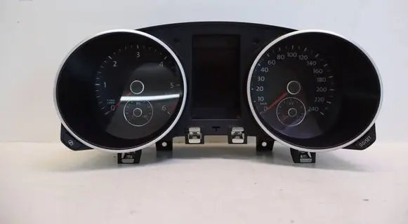 Volkswagen Golf VI Speedometer (instrument cluster) 5K0920871AX