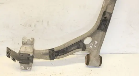 Mercedes-Benz GLA W156 Front lower control arm/wishbone