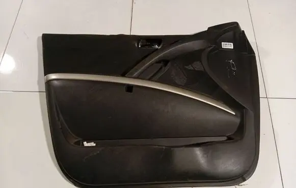 Toyota Corolla Verso AR10 Front door card panel trim 