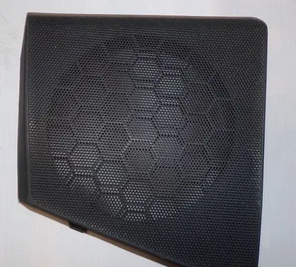 Suzuki Alto Front door speaker cover trim 