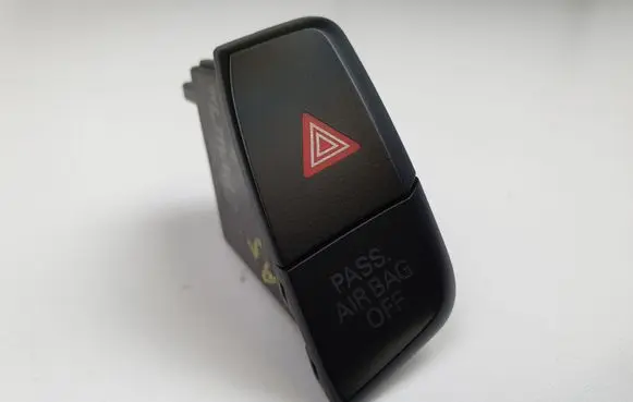 Audi A5 8T 8F Hazard light switch 8K2941509A