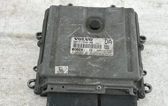 Volvo S60 Engine control unit/module 30771550 0281012103 1039S13372