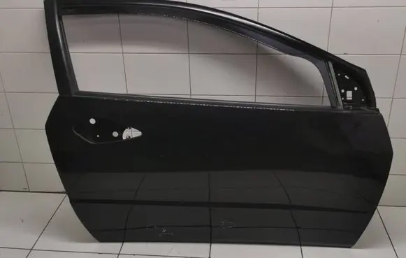 Door (2 Door Coupe)