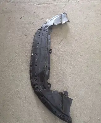 Volvo S60 Front bumper skid plate/under tray 313522982