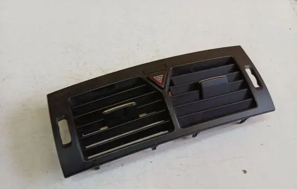 Mercedes-Benz A W169 Dash center air vent grill 1698207410