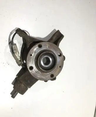Peugeot 307 CC Front wheel hub