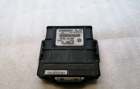Volkswagen Touareg I Gearbox control unit/module 09D927750EL MSQA000226 H61S0989