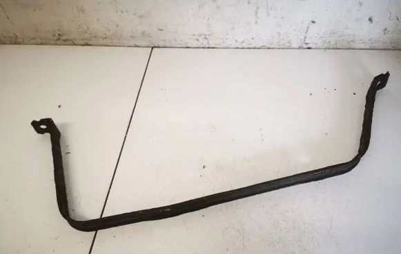 Volkswagen PASSAT B6 Fuel tank mounting bracket
