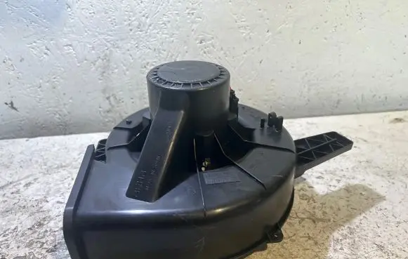 Seat Ibiza IV (6J,6P) Heater fan/blower 6Q1819015 A1915