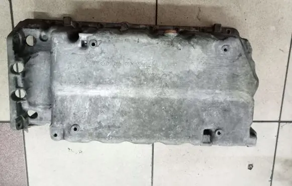 Peugeot 307 Oil sump 9652404580