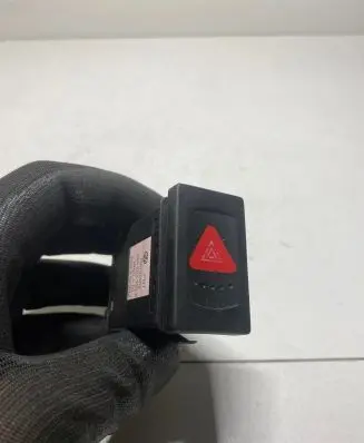 Volkswagen PASSAT B5 Hazard light switch 3B0953235B PA66GF30J PNT60D0T
