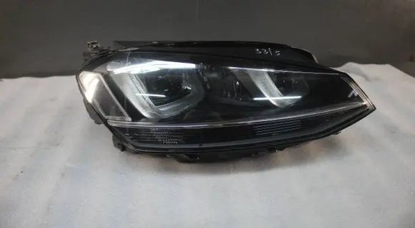Volkswagen Golf VII Headlight/headlamp 5G1941034 90024310