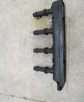 Opel Meriva B High voltage ignition coil 55579072