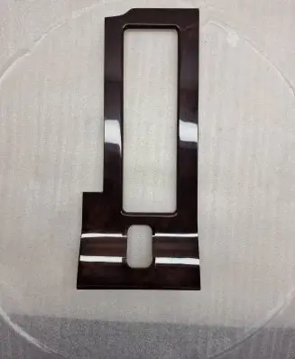 Dashboard glove box trim