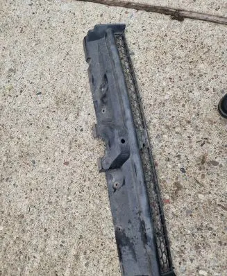 Ford Transit - Tourneo Connect Front bumper upper radiator grill 3T168350