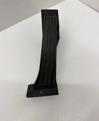 BMW 5 E60 E61 Accelerator throttle pedal 6772646 10607 25916010