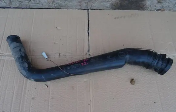 Mercedes-Benz Sprinter W907 W910 Engine coolant pipe/hose A9104708800