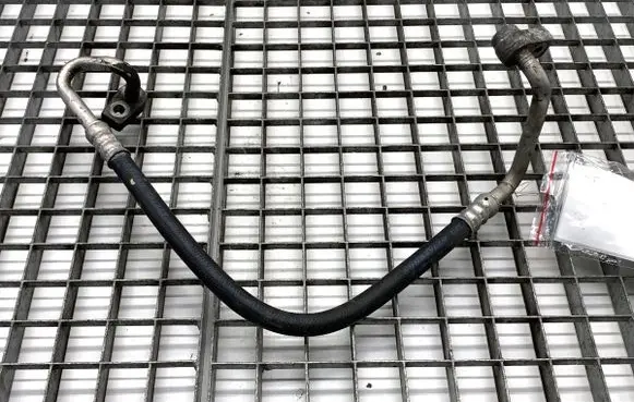 Ford Kuga II Air conditioning (A/C) pipe/hose