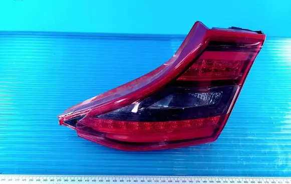 Hyundai Ioniq Rear/tail lights 92404G7 J01R