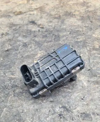 Mercedes-Benz E W211 Turbine electric control actuator 6NW008660 G001