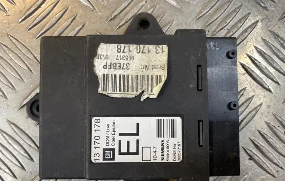 Opel Vectra C Door control unit/module 360572197 5WK46005 13170178