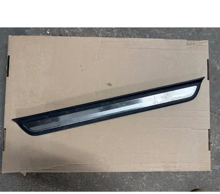 KIA Ceed Front sill trim cover 85884J7000