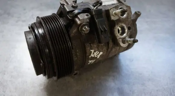 Jeep Grand Cherokee (WK) Air conditioning (A/C) compressor (pump) P55116835AD 447220-5601