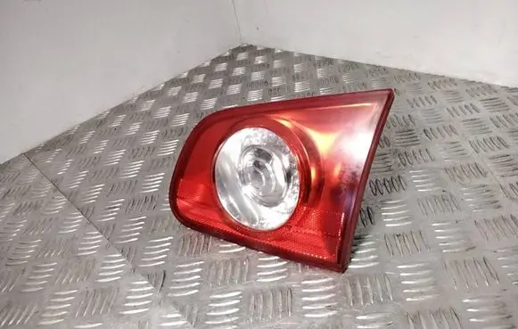 Volkswagen PASSAT B6 Tailgate rear/tail lights 3C9945094