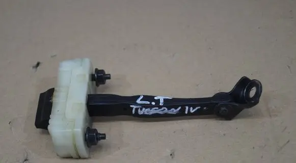 Hyundai Tucson IV NX4 Rear door check strap stopper 
