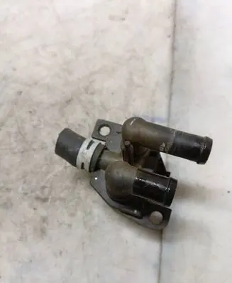 Mercedes-Benz C W202 Coolant heater control valve 1147412078