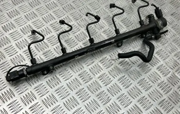 Mercedes-Benz ML W163 Fuel main line pipe A6120700295 0445215021