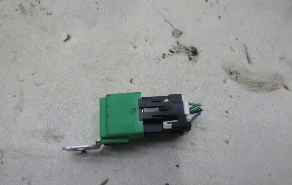 KIA Sportage Other relay 95240-3W100