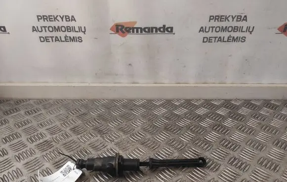 Renault Laguna II Clutch master cylinder 8200019602D