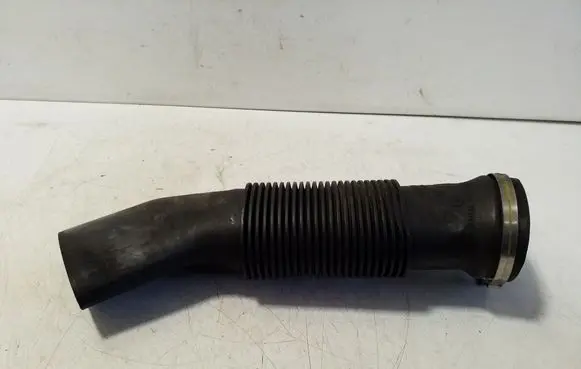 Fiat 500L Air intake duct part 51885143
