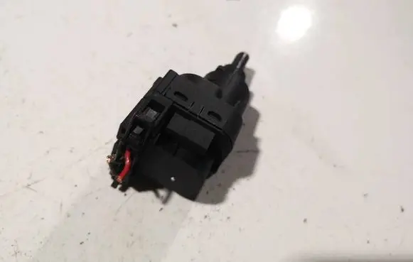 Skoda Fabia Mk1 (6Y) Brake pedal sensor switch