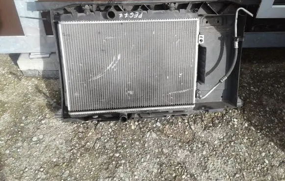 Peugeot 308 Radiator support slam panel
