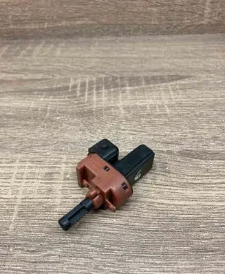 Mazda MX-5 NC Miata Clutch pedal sensor 2S6T7C534AA