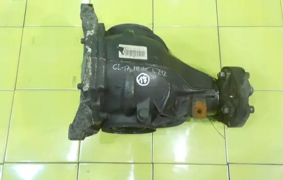 Mercedes-Benz E W212 Rear axle beam with reductor A2043510508 DYFER MOST