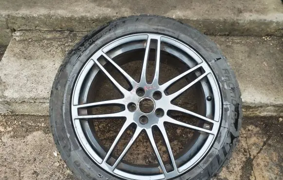 Audi A6 S6 C7 4G R20 alloy rim 8R0601025R