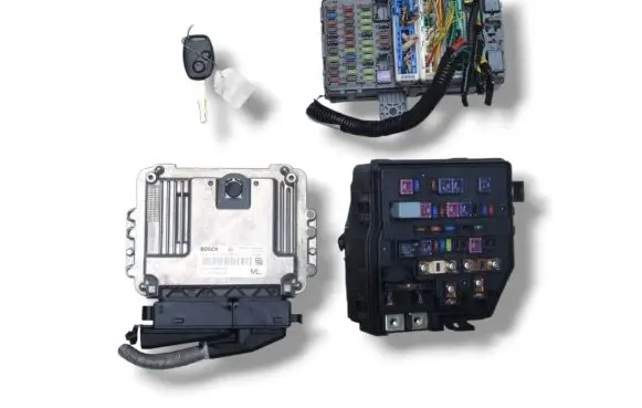 Honda Civic Engine ECU kit and lock set 0281013406 37820-RSR-E26