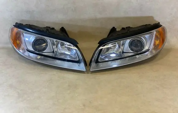 Volvo S80 Headlights/headlamps set 31214347