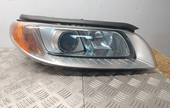 Volvo S80 Headlight/headlamp 31214348
