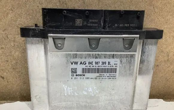Skoda Octavia Mk3 (5E) Engine control unit/module 04E907309BL 0261S12606