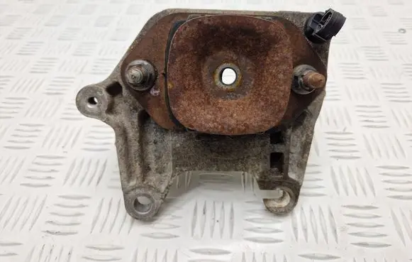 Opel Vivaro Gearbox mount 112228161R