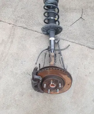 Nissan Juke I F15 Front wheel hub spindle knuckle